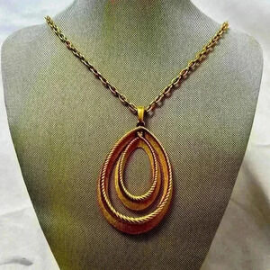 Rare vintage crown Trifari gold long necklace